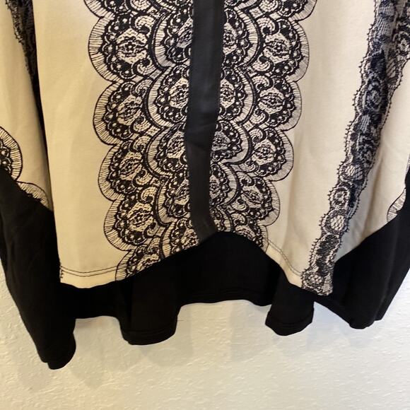 Chico’s Lace Pattern Block Pattern Top EUC Sz 16 Faux Leather 3/4 Sleeves - Picture 5 of 13